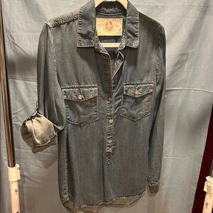 Bella Dahl Chambray Shirt